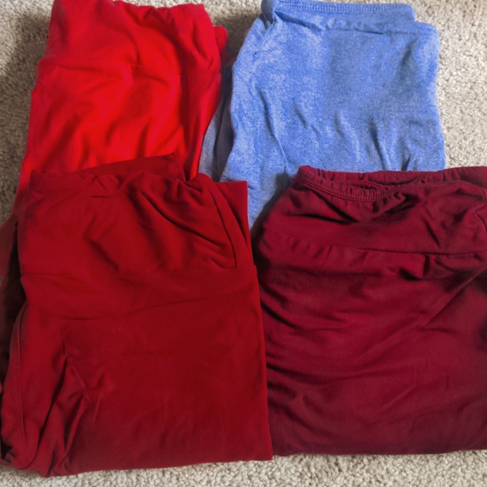 Set of 4 LuLaRoe OS leggings